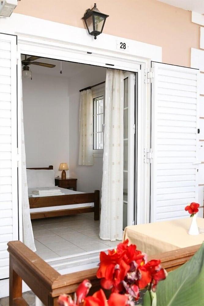 Akra Morea Hotel & Residences Monemvasziá Kültér fotó